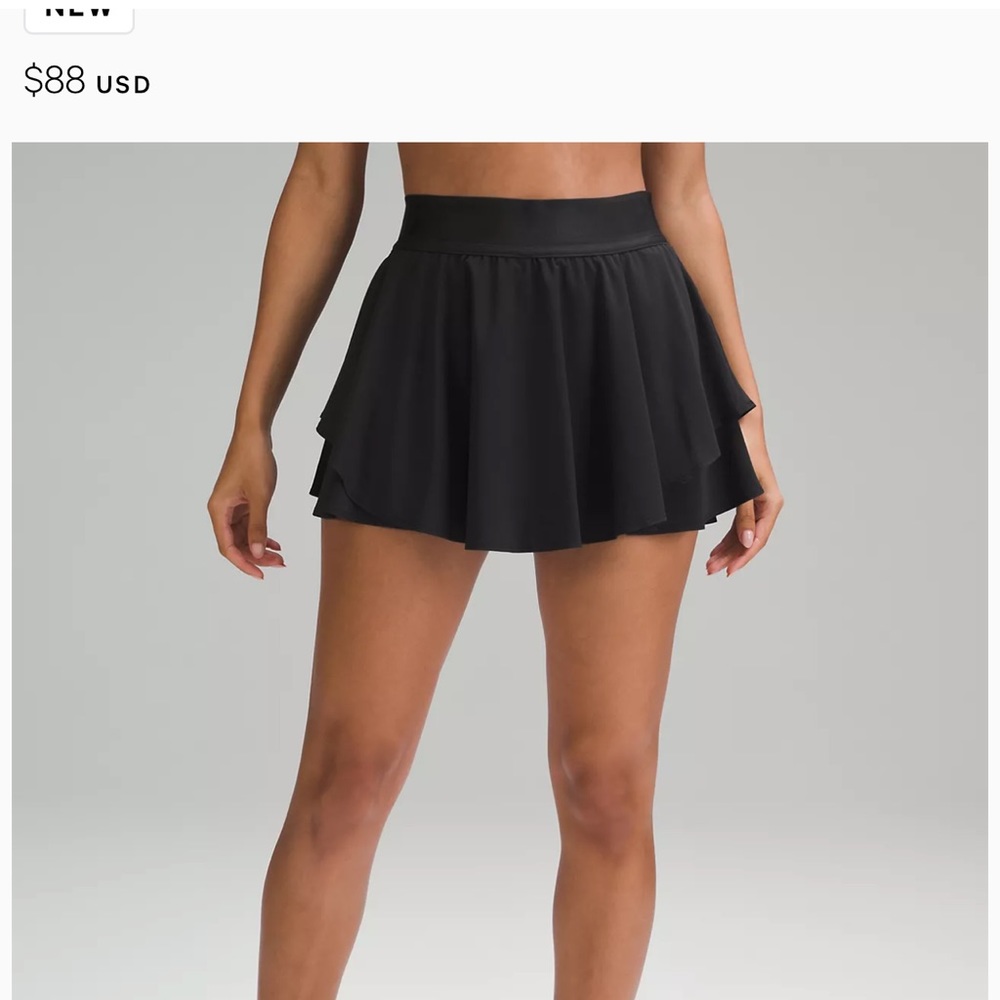 Lululemon skort. Black. Size 6!! Worn twice! Excellent condition